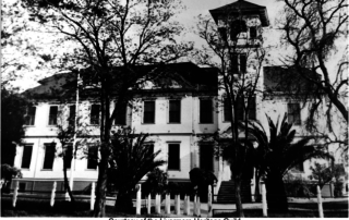 Livermore High School as it looked in 1908