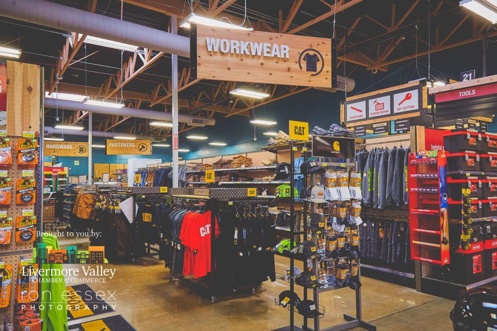 LVCC_AceHardwareRibbonCutting14May21 127 Livermore Valley Chamber of